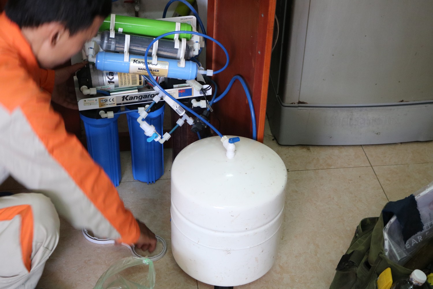 Tham khảo giá dịch vụ sửa máy lọc nước nano của Chuyên Gia Sửa Chữa