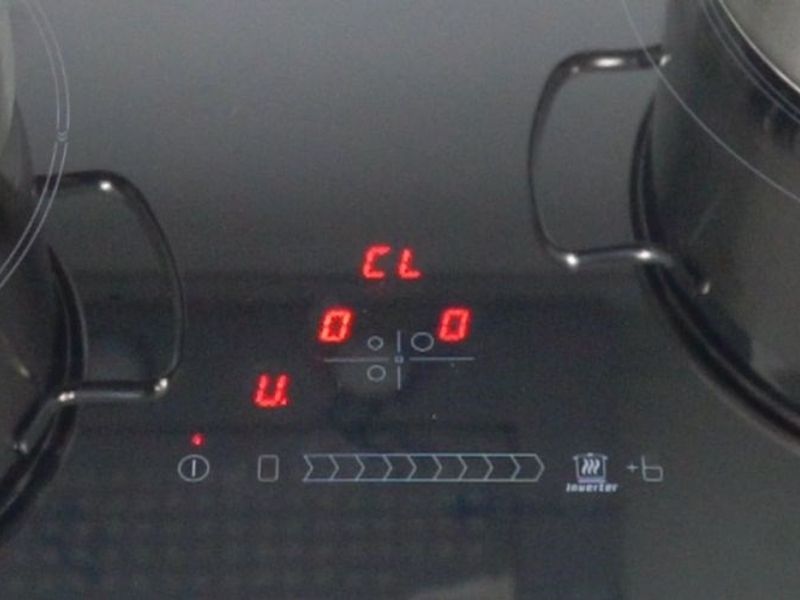 Quy trình thợ sửa bếp từ báo lỗi U 