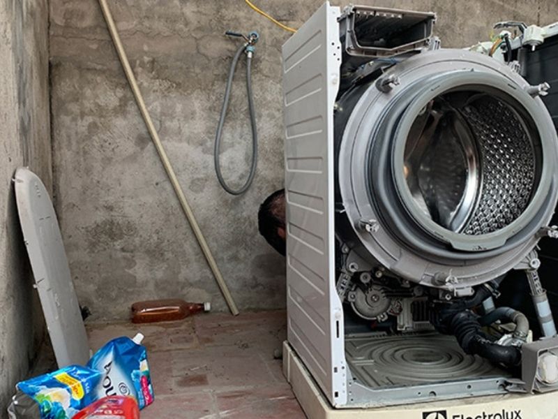 Nguyên nhân dẫn đến tình trạng máy giặt bị rung lắc mạnh khi vắt