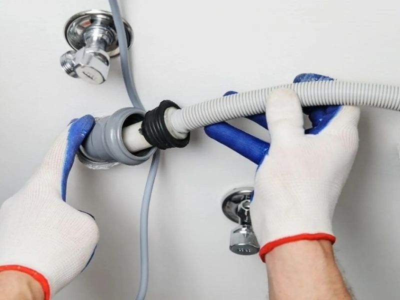 Cách xả hết nước trong máy giặt ra ngoài