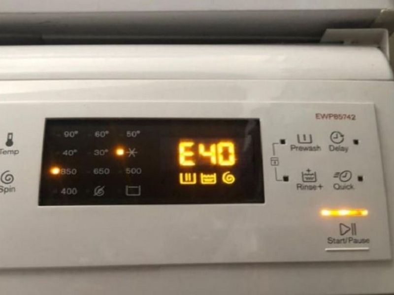 Cách xóa lỗi E40 máy giặt Electrolux nhanh chóng